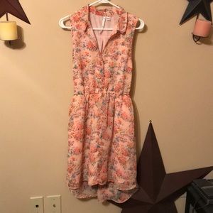 Sleeveless summer dress